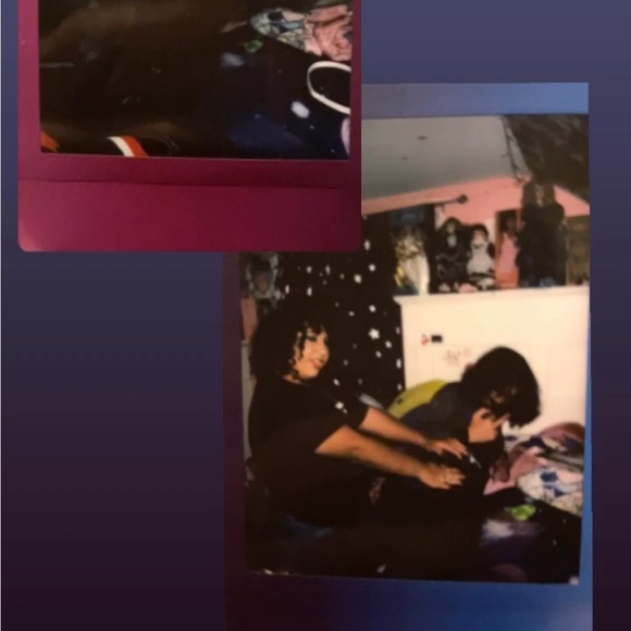 Meet your Posher, Azalea - Picture 1 of 1